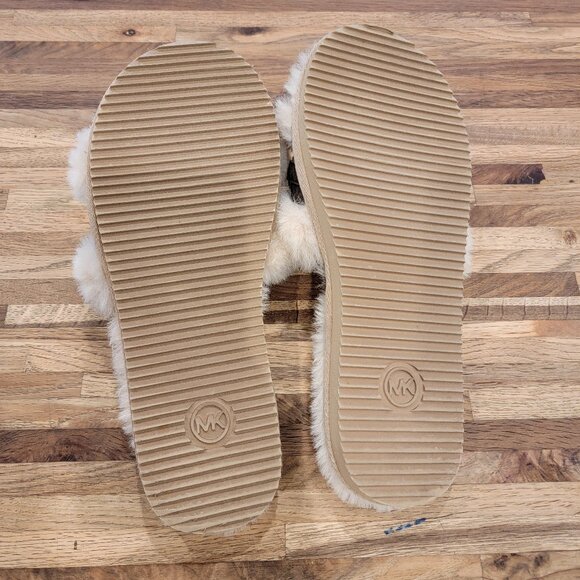 Michael Kors Scarlett Chain Cozy Faux Fur Slippers in camel multi color - Picture 16 of 16